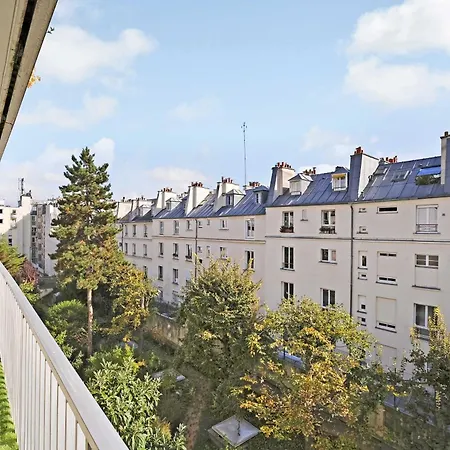 Spacious Parisian - 2br 4p - Republique Parigi