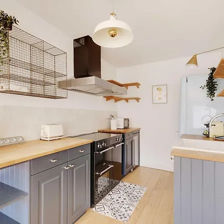 Appartamento Spacious Parisian - 2br 4p - Republique Parigi